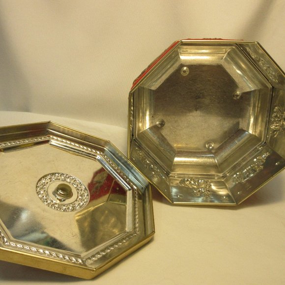 Antique Velvety Flocked Toffee Tin - Picture 4 of 5